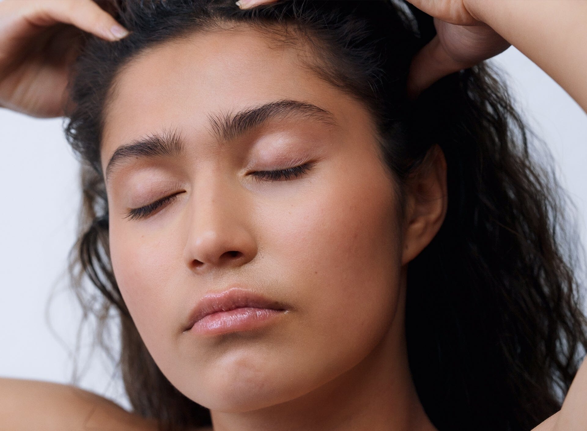 Can Rosemary + Peppermint Oil Rival Minoxidil?